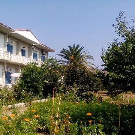 Guesthouse Karidia Skála Eresoú Exteriör bild