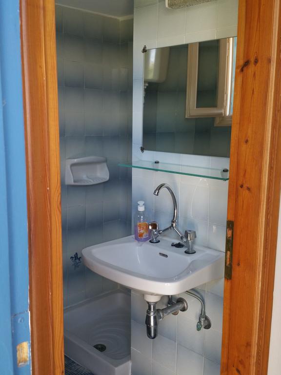 Guesthouse Karidia Skála Eresoú Exteriör bild